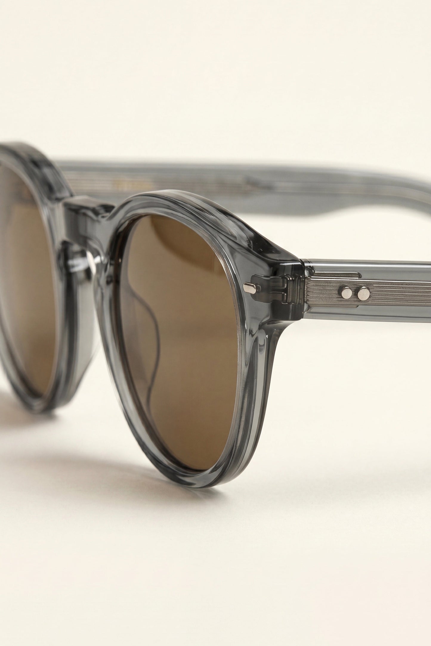 Venturo Sonnenbrille Rauchgrau