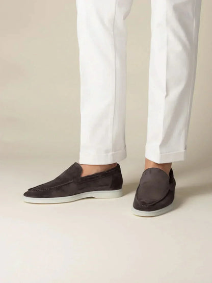 Klassischer Wildleder Slipper Braun