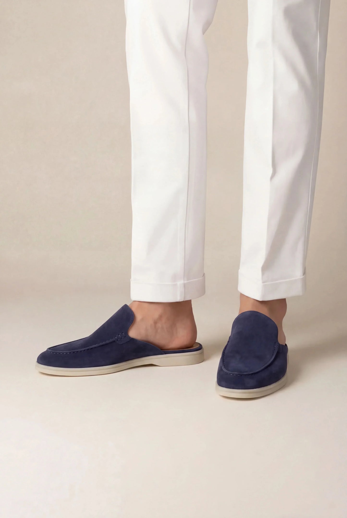 Marineblaues Wildleder Yacht-Mule