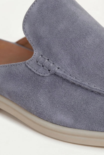 Babyblauer Suède Yacht Mule