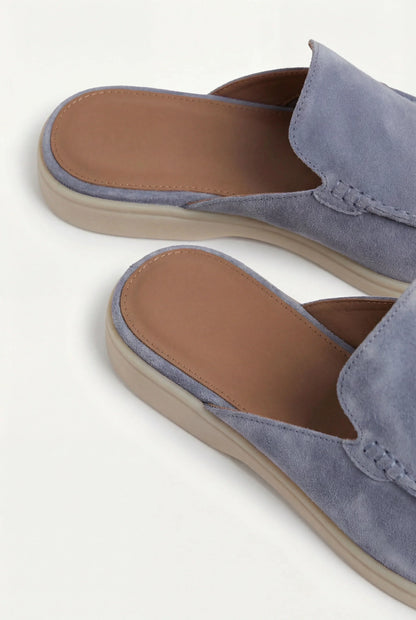 Babyblauer Suède Yacht Mule