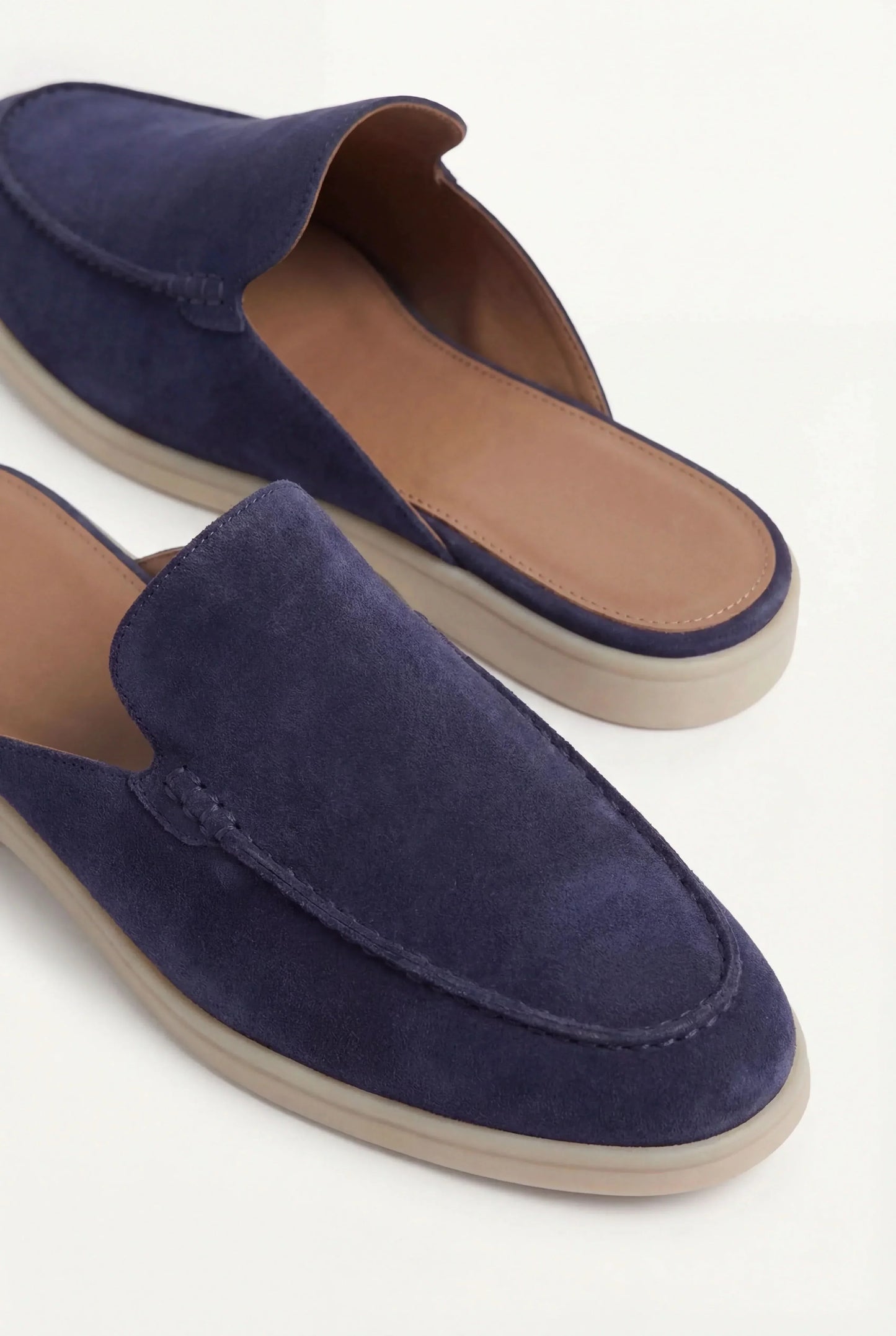 Marineblaues Wildleder Yacht-Mule