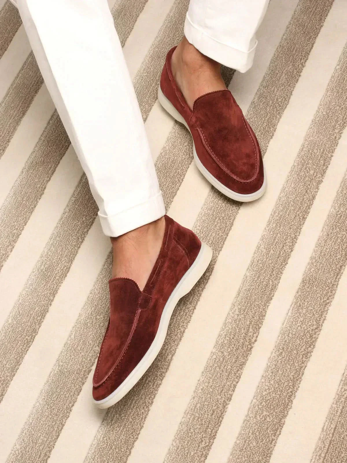 Klassischer Suède Loafer Bordeaux