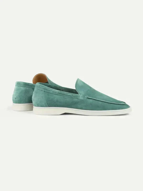 Klassischer Wildleder Slipper Apfelblau