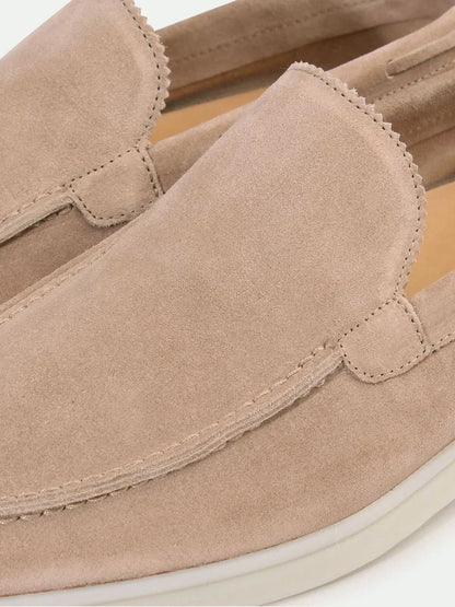 Klassischer Wildleder Slipper Beige