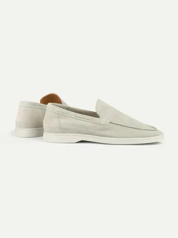 Klassischer Wildleder Slipper Creme